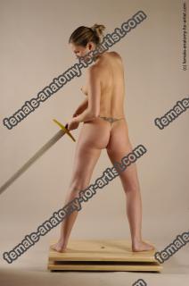 lucia sword 09